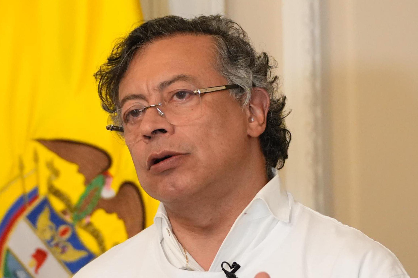 Redes Sociales @gustavopetrourrego