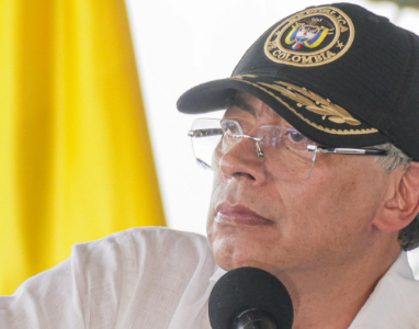 Redes Sociales @gustavopetrourrego