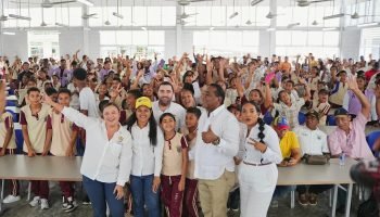 “Dan ganas de estudiar”: gobernador inaugura el séptimo megacolegio del año