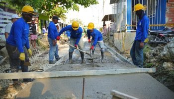 ¡Chao barro! Gobernador Yamil realizó el primer vaciado de concreto en la Calle 9 de Fredonia