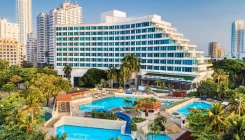 Hilton Cartagena sorprende con ofertas imperdibles para viajeros de negocios