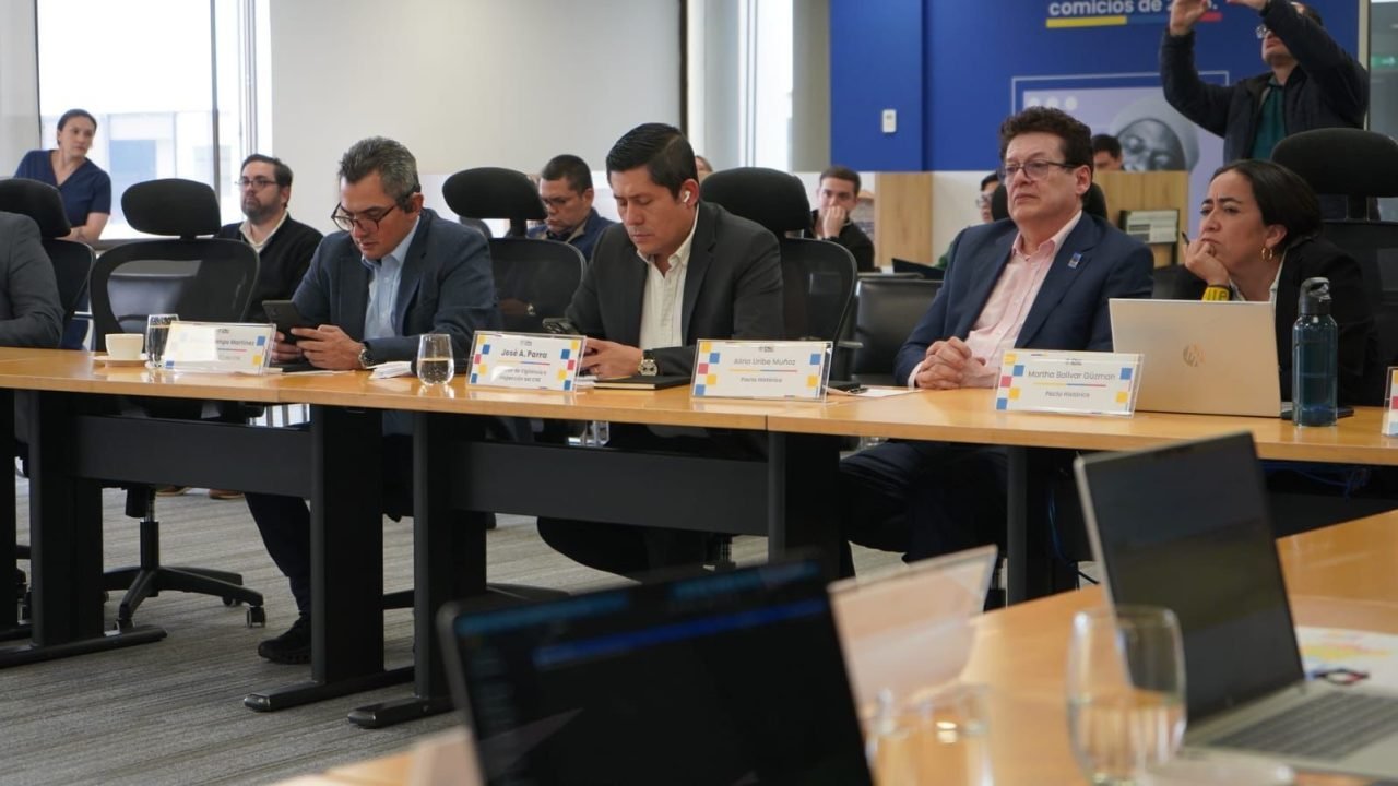 548b00be-bbfe-44f0-b25a-b90652f31aee