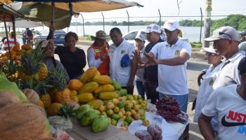 Distrito comenzó trabajos para recuperar el espacio público en la Avenida del Lago