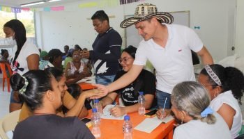 Alcalde de Clemencia se posiciona entre los 5 mejores alcalde de municipios menores Bolívar