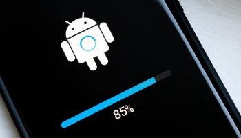 Qué hacer cuando un móvil deja de recibir actualizaciones Android y qué puedes hacer