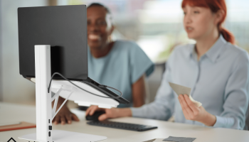 Colebrook Bosson Saunders presenta LANA, una respuesta a la nueva forma de trabajar con laptops