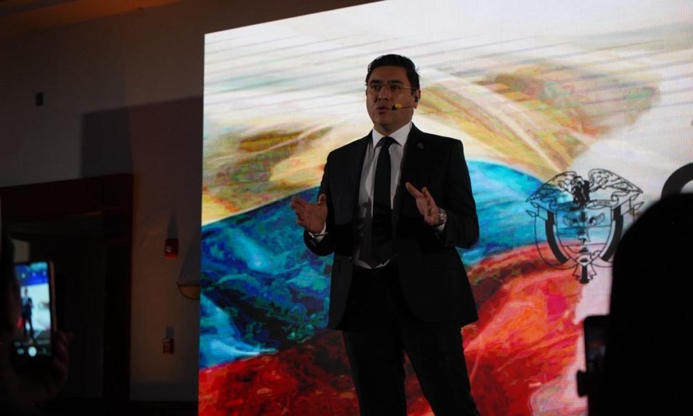 Colombianos en Venezuela conocieron la Plataforma de Postulación y Acreditación de Actores Electorales del CNE