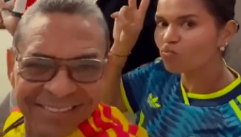 “Hijo que orgullo tan grande siento hoy, verte debutar en el mundial”: Mane Díaz se emociona al ver a su hijo ser la figura en la cancha 