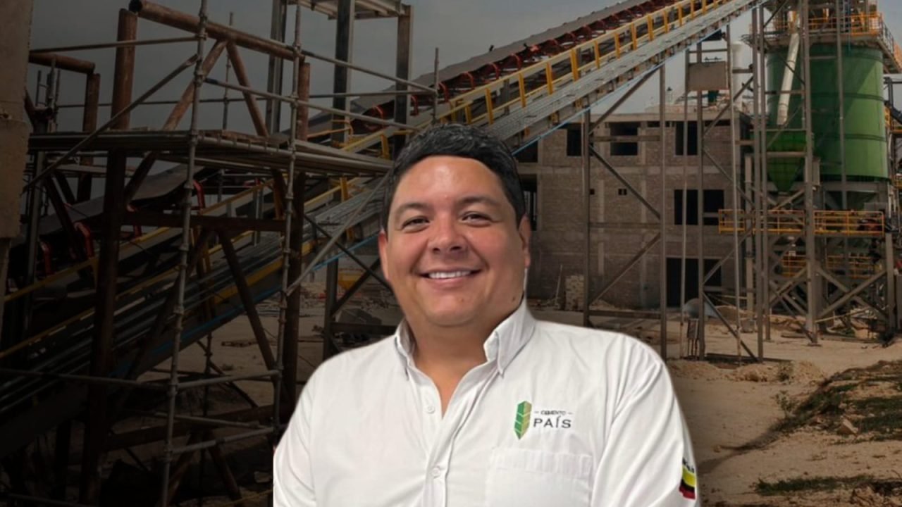 Carlos Espinosa Cemento País