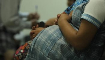 Reducción histórica en tasa de embarazo adolescentes en Cartagena