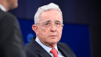 Fiscalía cita a Álvaro Uribe por investigación sobre las masacres de El Aro y La Granja 