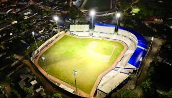 ¡De primer nivel! Así quedaron las luminarias del renovado estadio de béisbol 20 de Enero