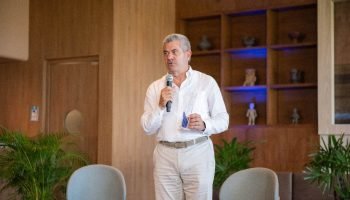 Rafael Simón del Castillo recibe reconocimiento de El Tiempo por su aporte al desarrollo empresarial del Caribe