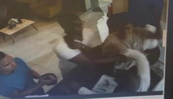 Guardas cartageneros habrían sido agredidos por 4 jóvenes luego de que les solicitaran regular el volumen de la música