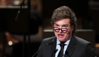 Milei asegura que el salario mínimo es un «error» y dice que lo erradicará de Argentina