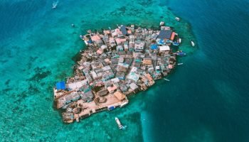 Santa Cruz del Islote: la isla artificial más poblada en el mundo que recibe casi 500 turistas por día