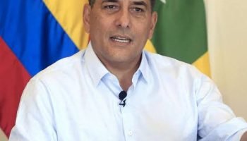 «Si los comerciantes que allí trabajan tienen incertidumbre, no es en razón a alguna decisión nuestra»: Dumek frente al tema de las Bóvedas