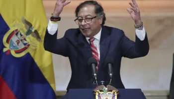 «¿No se leyeron la historia de Caín?»: Petro le responde a Uribe tras arremeter contra Maduro