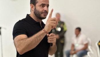 Gobernador Erasmo Zuleta denuncia ser vigilado con dron en su residencia familiar