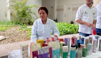 ¡Descubre la innovación! El HUC realizó su tercera feria de emprendimientos