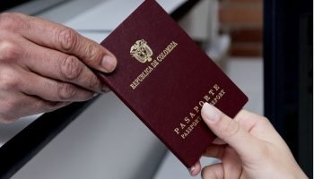 ¿Sabías que algunos grupos del Sisbén pueden tramitar el pasaporte gratis en Cartagena?