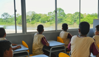 San Cristóbal estrena megacolegio con vista al río Magdalena y cocina escolar