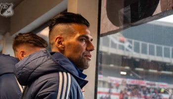 Goleador histórico de Colombia está lesionado: ¿se verá comprometido su futuro en el fútbol?
