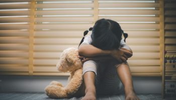 Hombre fue capturado por presunto abuso sexual a su hijastra de 8 años en Cartagena