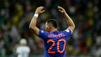Roger Martínez brilla en la Sudamericana y se perfila para un posible regreso a la Selección Colombia