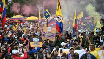Colombia se moviliza: miles de ciudadanos salen a las calles en protesta contra el gobierno de Gustavo Petro 