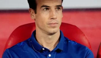 ”Elijo a los mejores, y James debe demostrarlo”: técnico del Rayo Vallecano sobre el crack colombiano