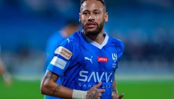 ¡Neymar está de vuelta! La estrella de la selección brasileña regresó tras un año fuera por lesión