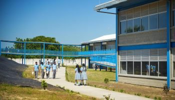 «El 2026 arranca con todo»: gobernador Yami anuncia dos nuevos megacolegios para el año entrante