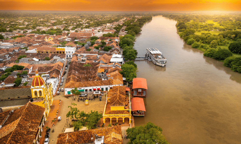 Mompox guarda uno de los sabores más tradicionales del Caribe colombiano: un queso único que nació entre calles coloniales y hoy representa la identidad gastronómica de la región