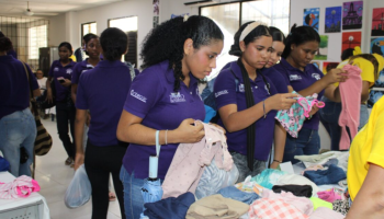 Más allá de los contenedores: el corazón de los colaboradores del Puerto de Cartagena late en los barrios vecinos