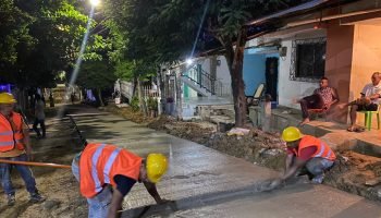 “Ya podrán despedirse del barro”: Yamil tras iniciar la construcción nocturna de obra que esperaban desde hace años