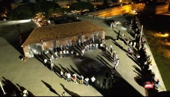 «S.O.S»: más de 40 trabajadores de Café del Mar realizaron cadena de oración
