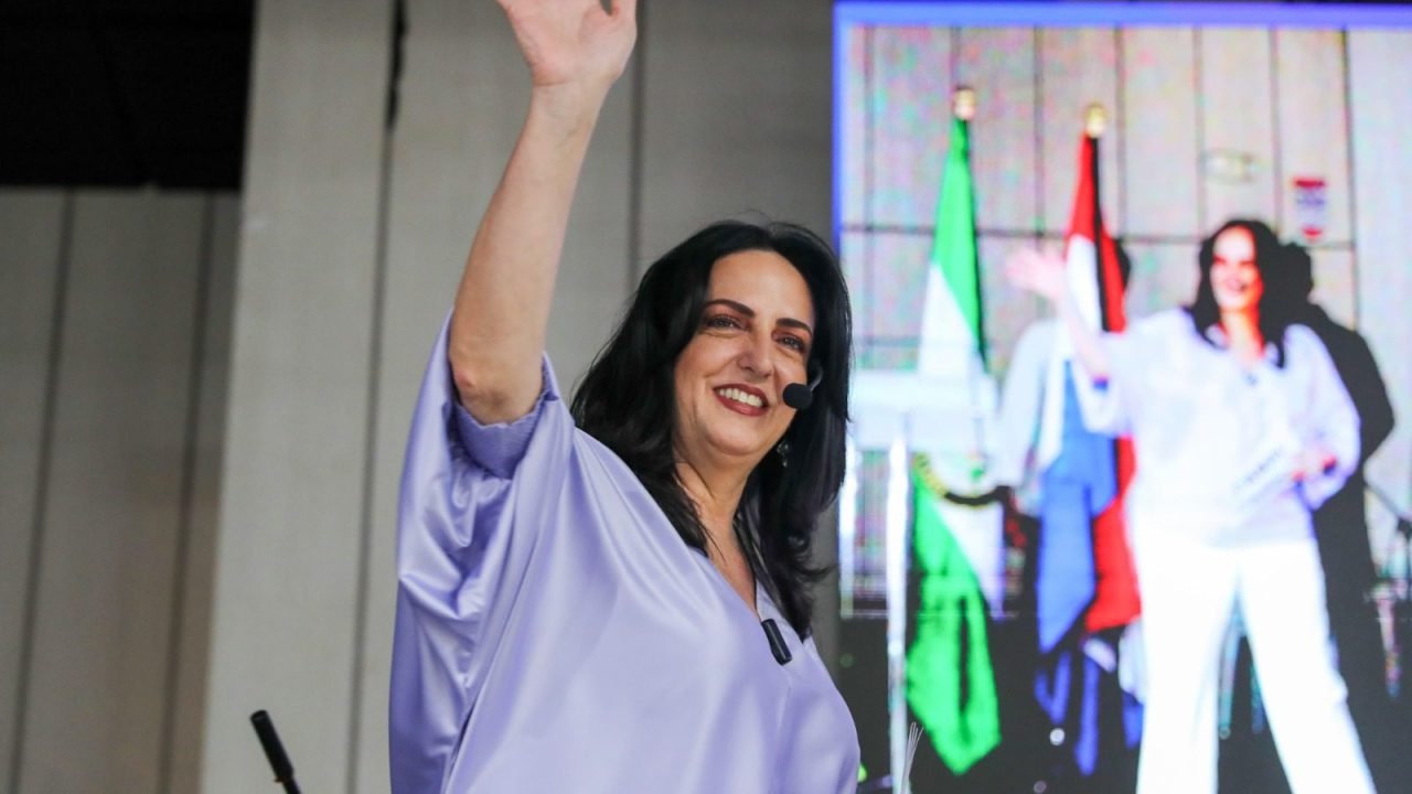 Senadora María Fernanda Cabal reveló que más de $30 billones del presupuesto están en fiducias por parte del Gobierno Petro