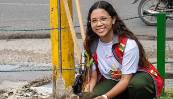 Más de 120 toneladas de residuos fueron recolectados en jornada ambiental de 30 horas continuas de Veolia