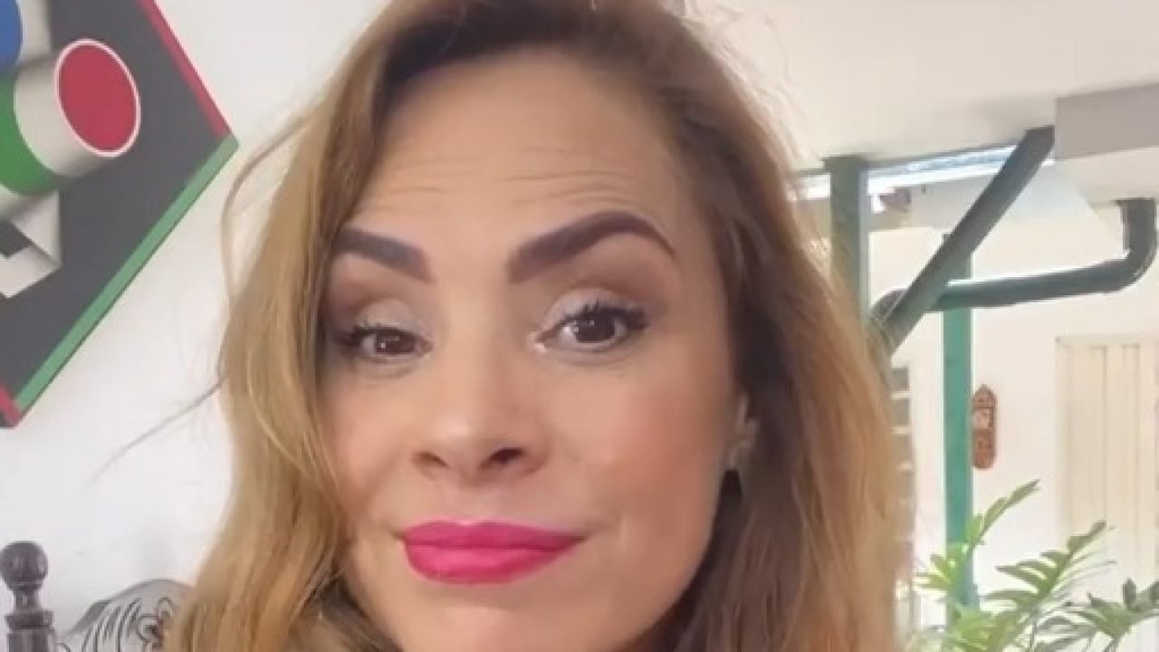 Redes Sociales @monihernandeztv