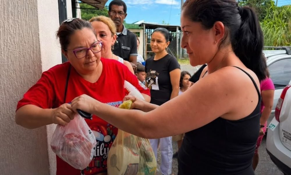 Más de 2.300 mercados, 20 toneladas de alimentos para animales y 10.000 kilos de carne: Alfonso Hilsaca se suma a la ayuda por los damnificados del sismo