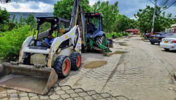 ¿Mejorará la movilidad? Hoy iniciaron la reconstrucción de vía principal de acceso al barrio La Carolina