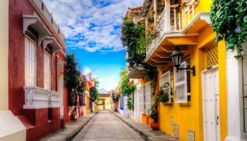Descubre los secretos y leyendas que se esconden en las calles del centro histórico de Cartagena