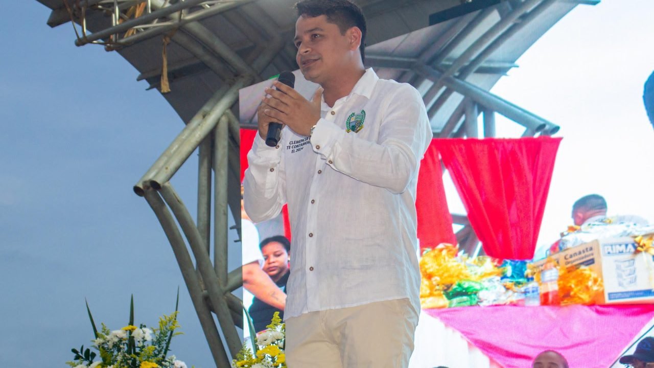 d427ffc4-1608-40e6-a2c3-73be5f2da6c7