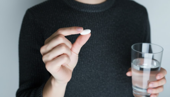 Estudio advierte posible vínculo entre el uso prolongado de melatonina y riesgo de insuficiencia cardíaca