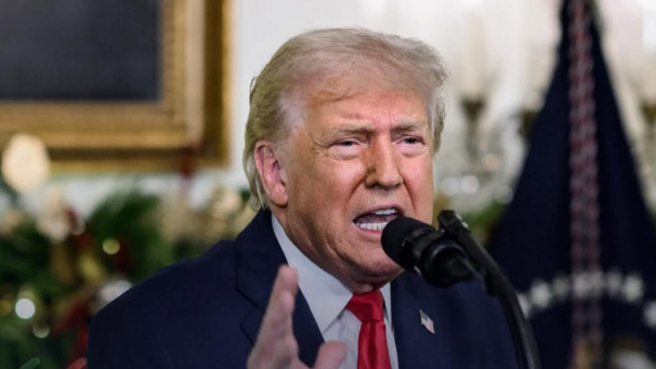 Redes Sociales @realdonaldtrump