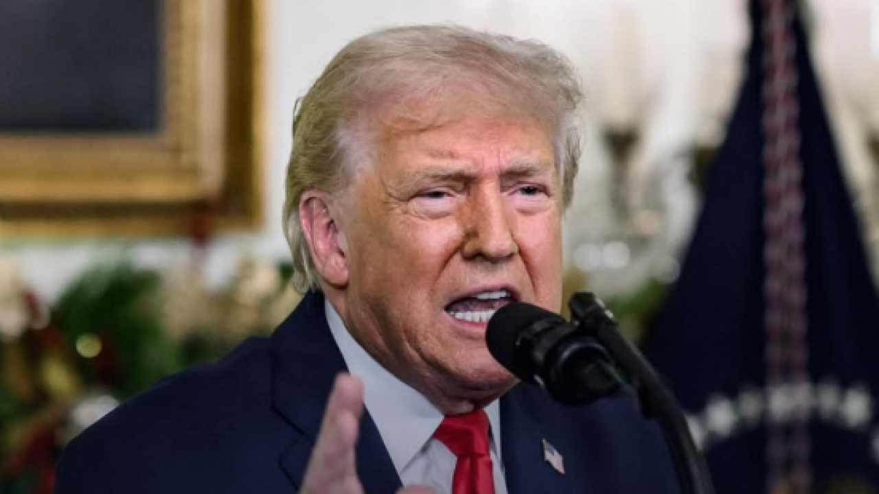 Redes Sociales @realdonaldtrump