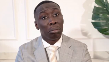 Khaby Lame vende su empresa por casi US$1.000 millones y se convierte en accionista mayoritario de un holding internacional