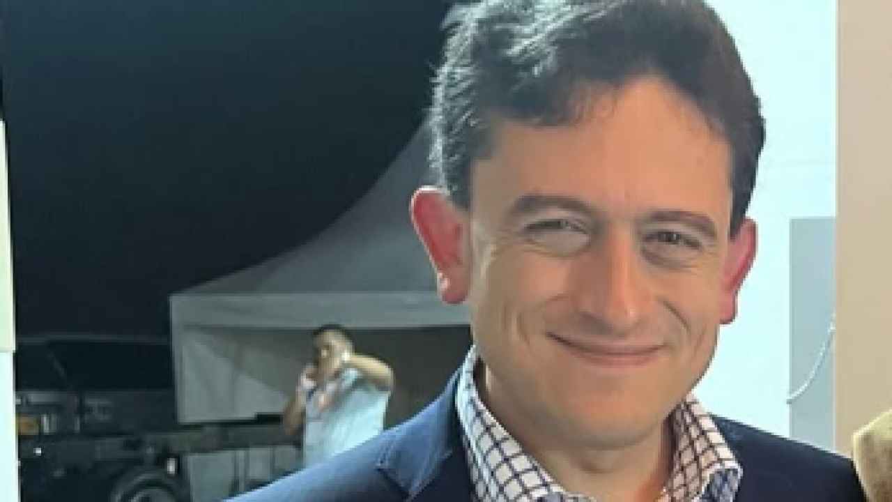 Redes Sociales @luiscarlosreh