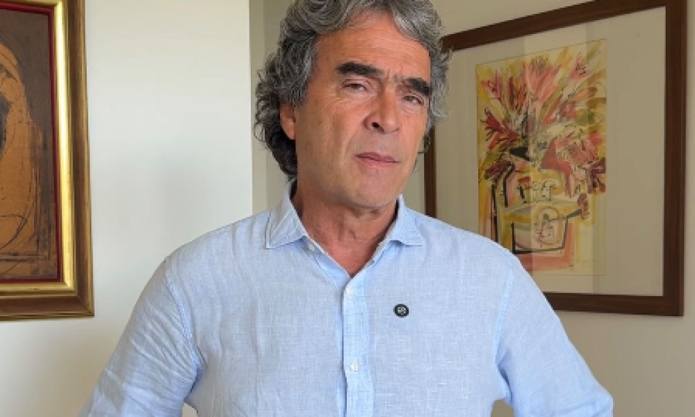 Sergio Fajardo irá directo a primera vuelta y no participará en consultas presidenciales